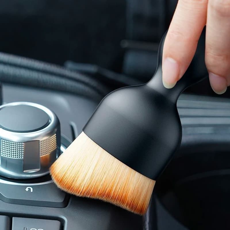 Brosse nettoyage voiture – Précision & Douceur pour l’Intérieur