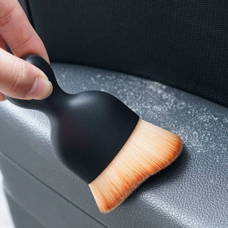Brosse nettoyage voiture – Précision & Douceur pour l’Intérieur