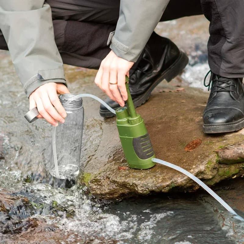 Purificateur Eau Portable pour Extérieur Purewell - Filtration à 4 Étapes, Pompe Filtrante