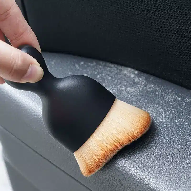 Brosse nettoyage voiture – Précision & Douceur pour l’Intérieur 8 Brosse douce pour nettoyage auto